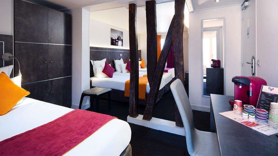 Hotel du Plat d'Etain - Room